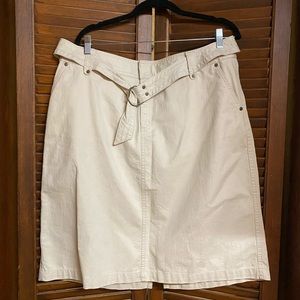 Women’s khaki skirt